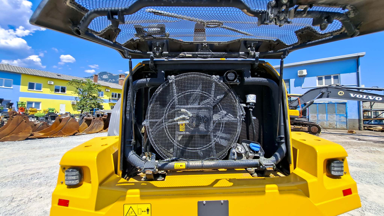 Leasing of VOLVO L120H VOLVO L120H: picture 27 Leasing of VOLVO L120H VOLVO L120H: picture 27