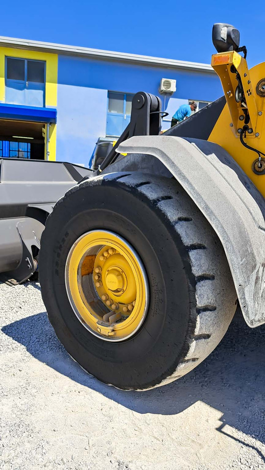 Leasing of VOLVO L120H VOLVO L120H: picture 34 Leasing of VOLVO L120H VOLVO L120H: picture 34