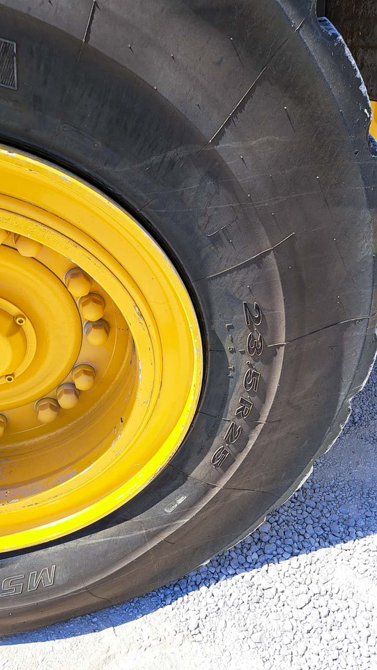 Leasing of VOLVO L120H VOLVO L120H: picture 25 Leasing of VOLVO L120H VOLVO L120H: picture 25