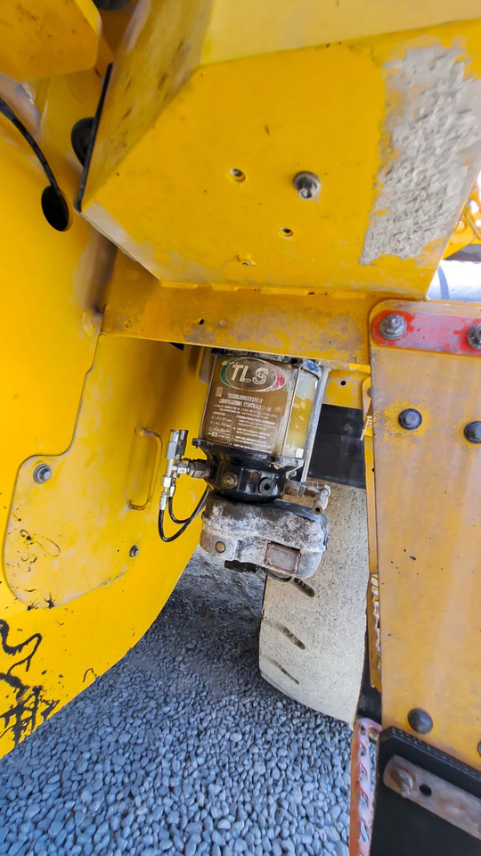 Leasing of VOLVO L120H VOLVO L120H: picture 38 Leasing of VOLVO L120H VOLVO L120H: picture 38