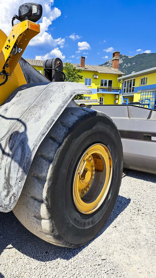 Leasing of VOLVO L120H VOLVO L120H: picture 19 Leasing of VOLVO L120H VOLVO L120H: picture 19