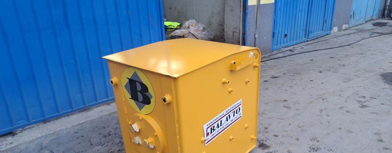 Volvo 14559405 Volvo EC210C - Fuel tank for Excavator: picture 4 Volvo 14559405 Volvo EC210C - Fuel tank for Excavator: picture 4