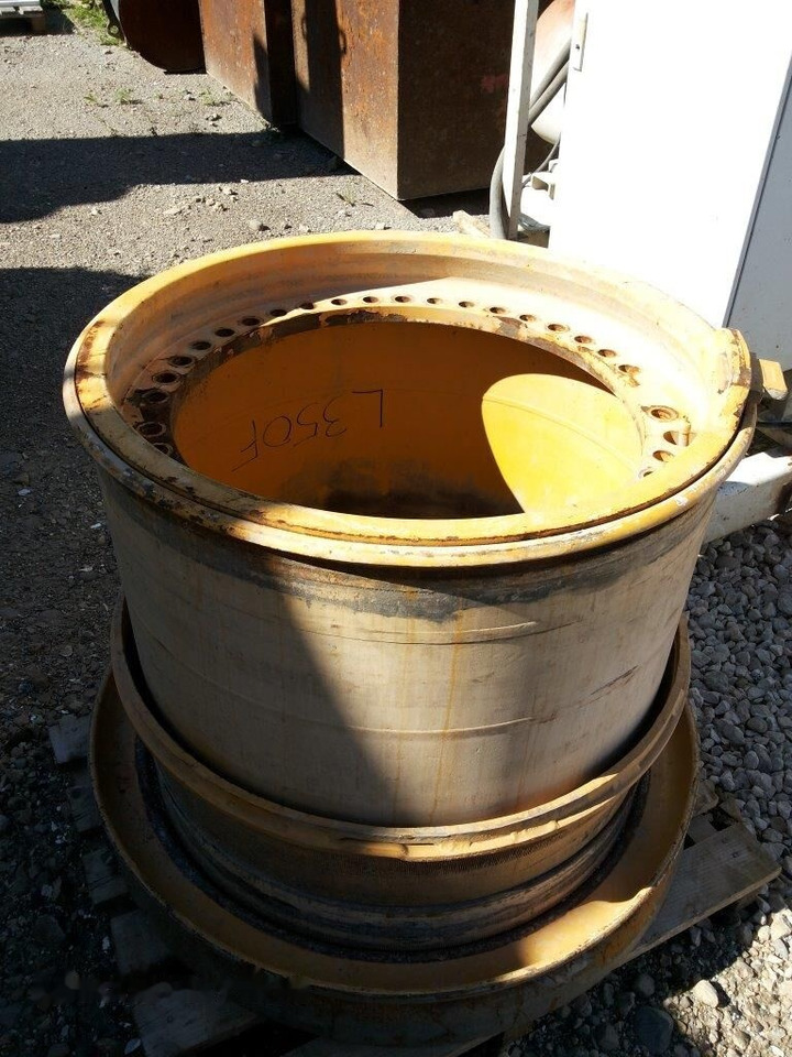 Volvo L350F - Rim: picture 1 Volvo L350F - Rim: picture 1