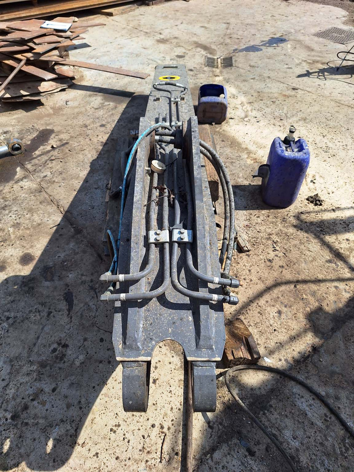 Volvo dipper arm 2500 mm   Volvo EC220ENL - Boom for Excavator: picture 3 Volvo dipper arm 2500 mm   Volvo EC220ENL - Boom for Excavator: picture 3