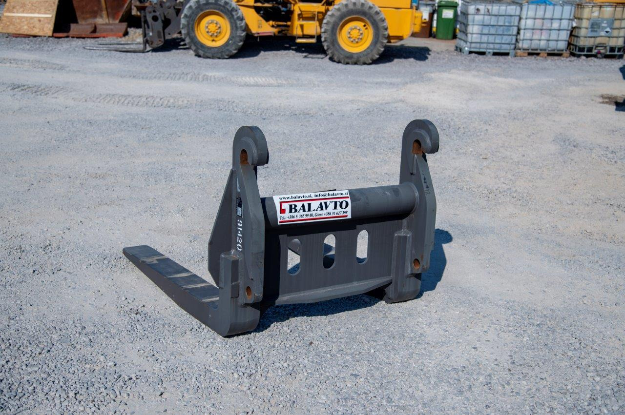 Volvo pallet forks 91420 - Forks for Loader: picture 4 Volvo pallet forks 91420 - Forks for Loader: picture 4