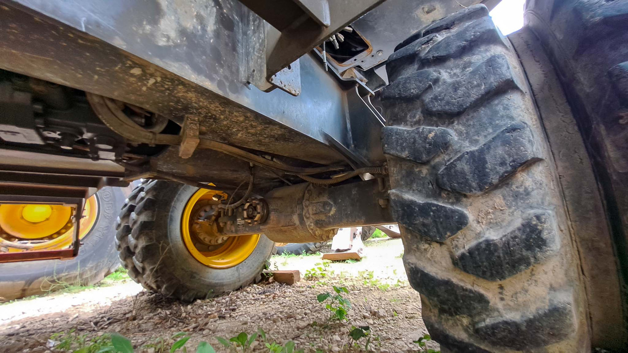 Volvo rear axle 14590304   Volvo EWR150E, EW160D, EW160E, EW180E, EW140E, EWR170E, EW200E MH, EW180D, EW160C, EW180C - Rear axle for Excavator: picture 2 Volvo rear axle 14590304   Volvo EWR150E, EW160D, EW160E, EW180E, EW140E, EWR170E, EW200E MH, EW180D, EW160C, EW180C - Rear axle for Excavator: picture 2