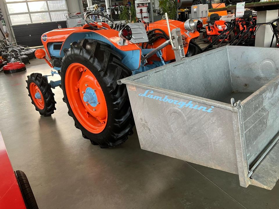 Lamborghini 2 R Typ FL3 Sammlerstück Oldtimer - Farm tractor: picture 4 Lamborghini 2 R Typ FL3 Sammlerstück Oldtimer - Farm tractor: picture 4