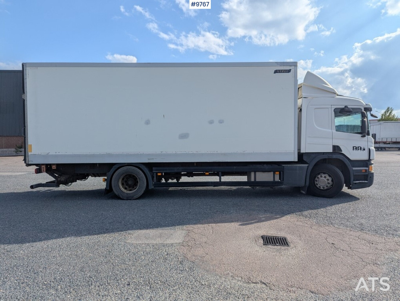 Box truck Box Truck Scania P320 4X2 with tail lift: picture 11