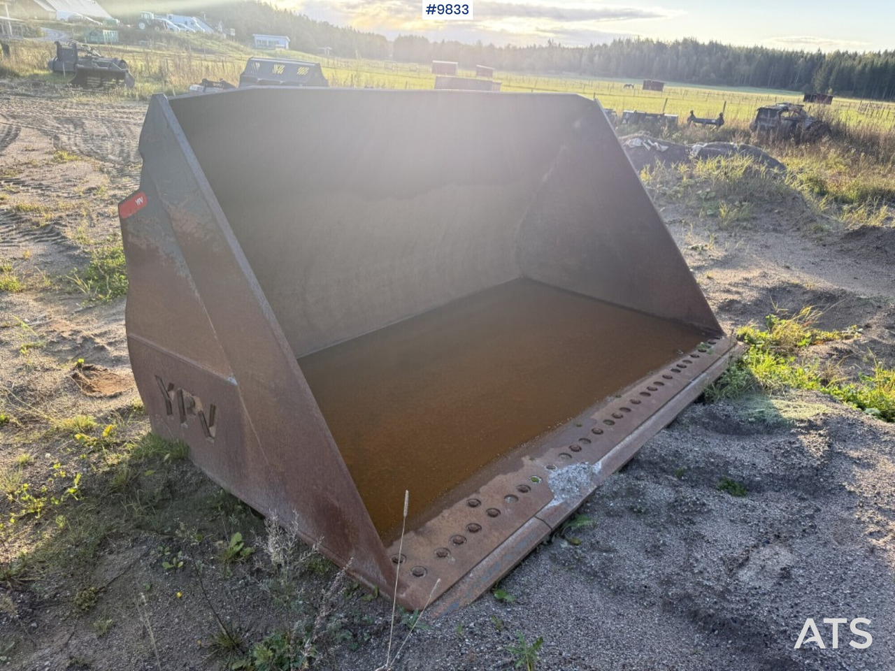 Bucket YPV GR 6.5m3 Large large BM - Loader bucket: picture 2 Bucket YPV GR 6.5m3 Large large BM - Loader bucket: picture 2