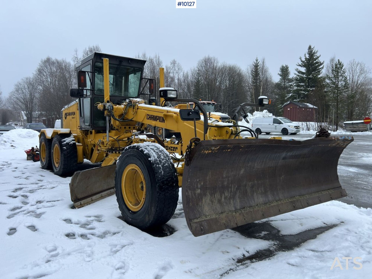 Champion 730A -VHP Road grader - Grader: picture 3 Champion 730A -VHP Road grader - Grader: picture 3
