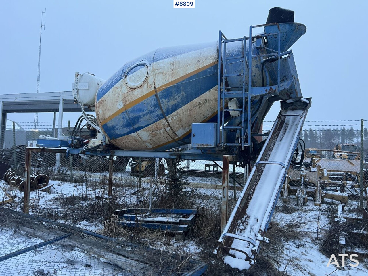 Concrete rotator 6 m3 with Laxo attachment - Concrete mixer drum: picture 1 Concrete rotator 6 m3 with Laxo attachment - Concrete mixer drum: picture 1