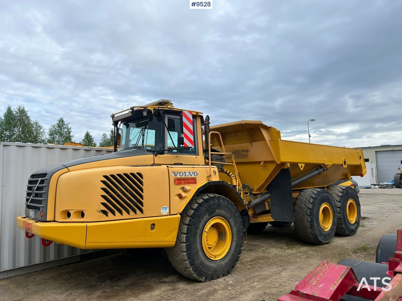 Dumper Volvo A25D 6X6 (SEE VIDEO) - Articulated dump truck: picture 2 Dumper Volvo A25D 6X6 (SEE VIDEO) - Articulated dump truck: picture 2