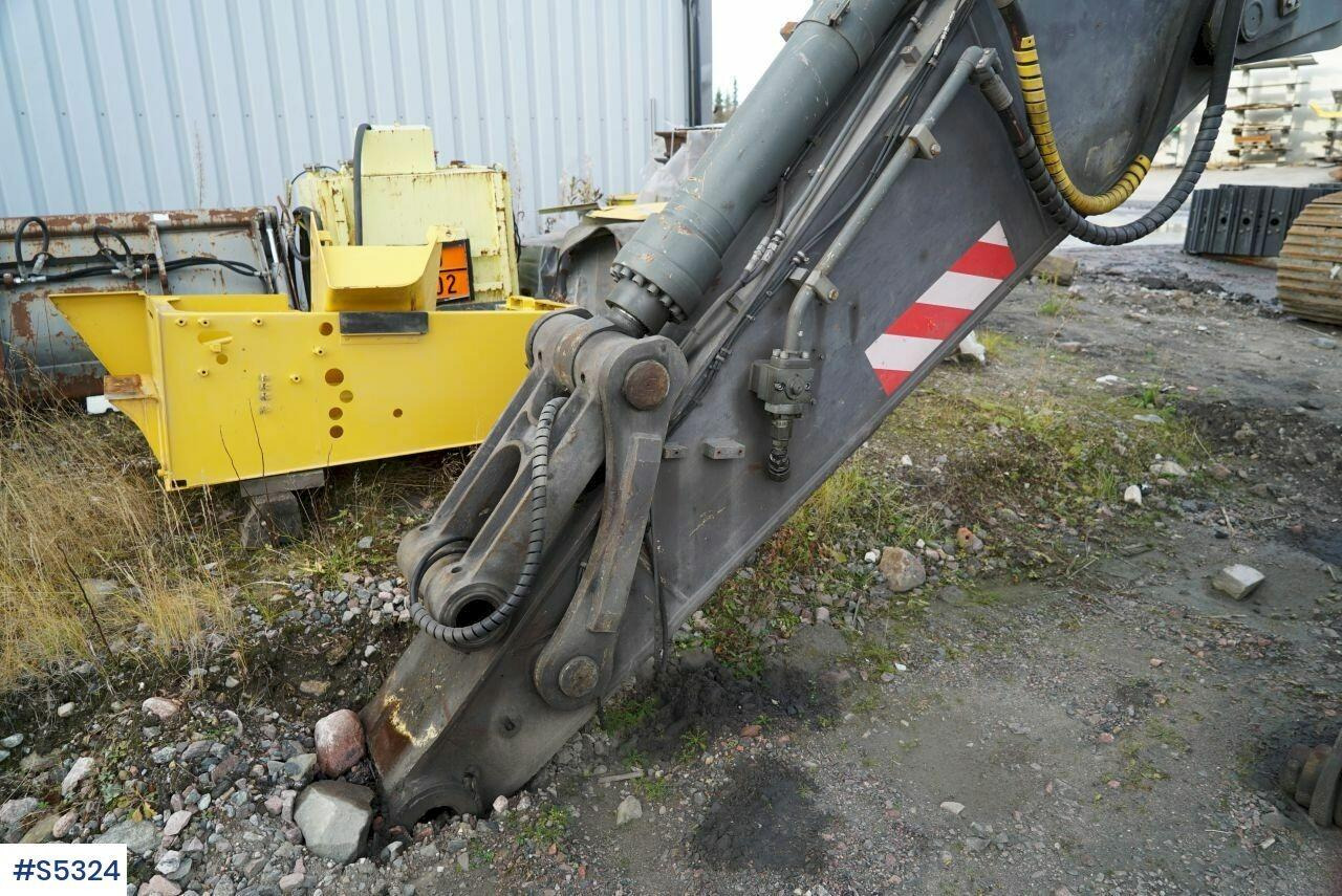Excavator EXCAVATOR Volvo EC460BLC  WITH BUCKET: picture 10