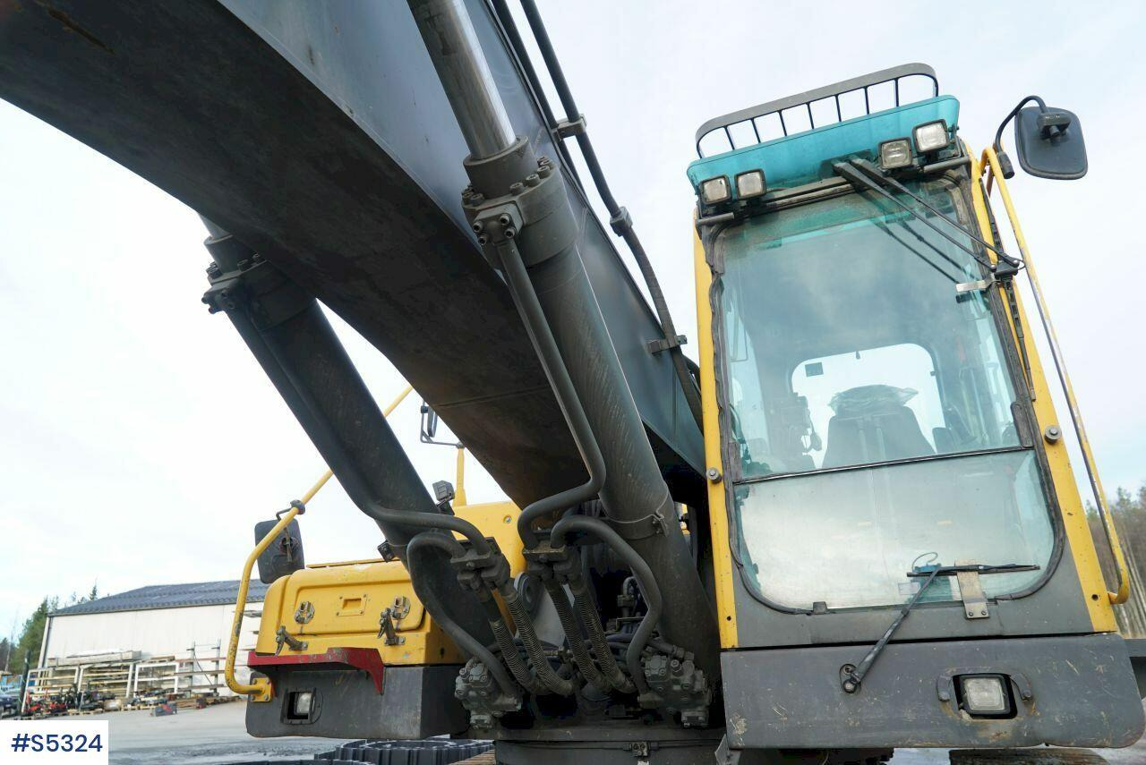 Excavator EXCAVATOR Volvo EC460BLC  WITH BUCKET: picture 14