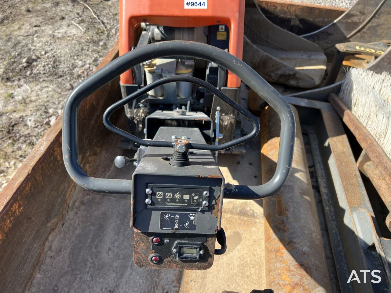 Husqvarna LG504 Vibratory Plate - Plate compactor: picture 4 Husqvarna LG504 Vibratory Plate - Plate compactor: picture 4