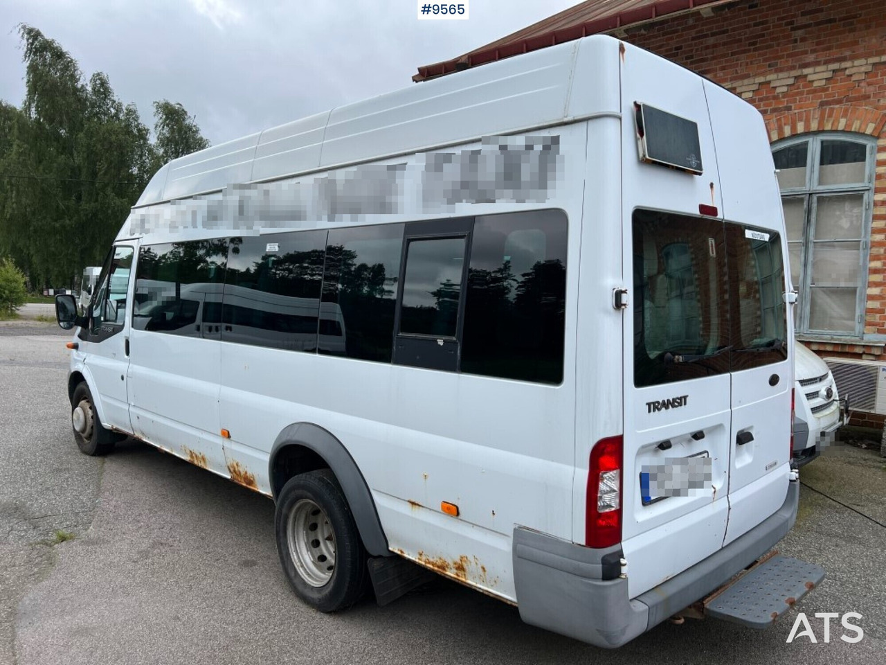 Minibus - 16-seater bus - FORD TRANSIT 430L 17-P B - Minibus, People carrier: picture 4 Minibus - 16-seater bus - FORD TRANSIT 430L 17-P B - Minibus, People carrier: picture 4