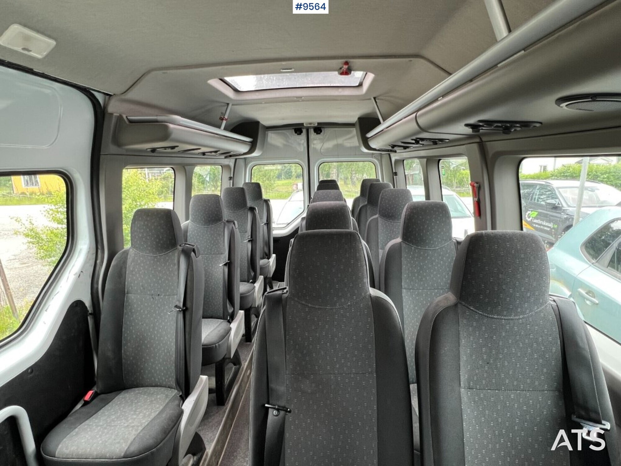 Minibus - 16-seater bus - Opel Movano - Minibus, People carrier: picture 5 Minibus - 16-seater bus - Opel Movano - Minibus, People carrier: picture 5