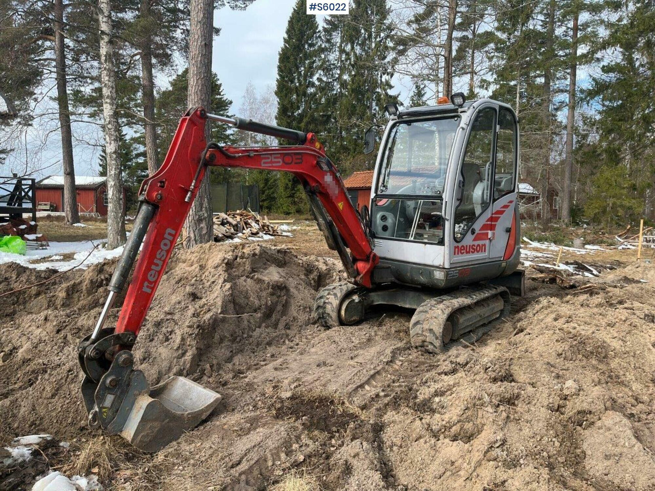 Neuson 2503 RD Mini Excavator - Excavator: picture 1 Neuson 2503 RD Mini Excavator - Excavator: picture 1