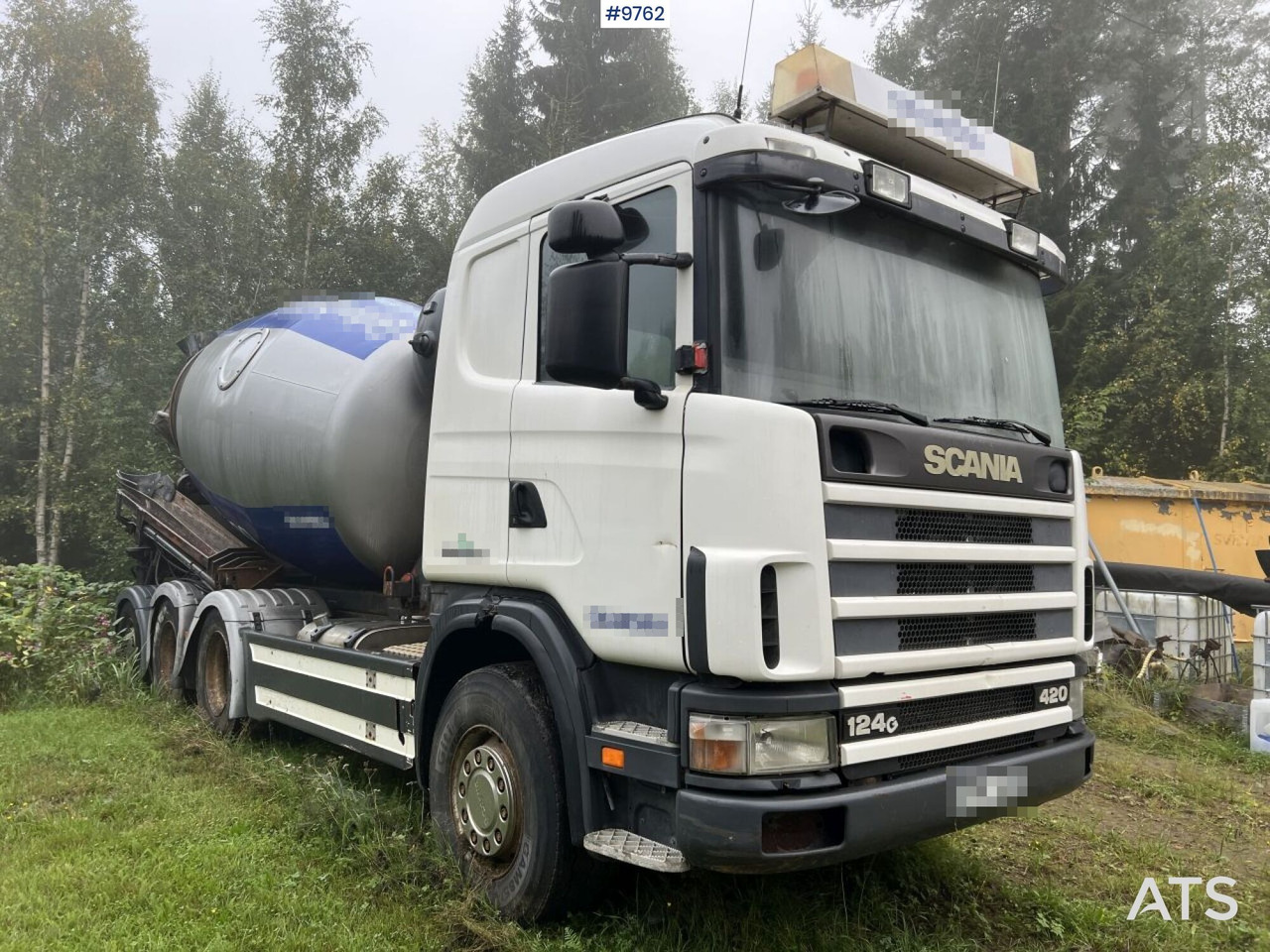 Scania R124 Tridem Concrete Truck - Concrete mixer truck: picture 2 Scania R124 Tridem Concrete Truck - Concrete mixer truck: picture 2