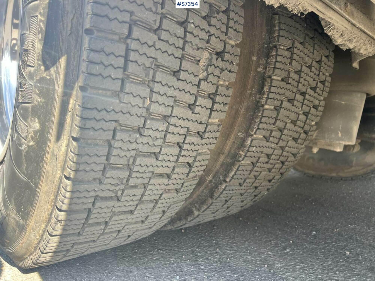 Scania R410 LB 6x2 Crane truck with Hiab crane and multilift axle - Hook lift truck, Crane truck: picture 4 Scania R410 LB 6x2 Crane truck with Hiab crane and multilift axle - Hook lift truck, Crane truck: picture 4