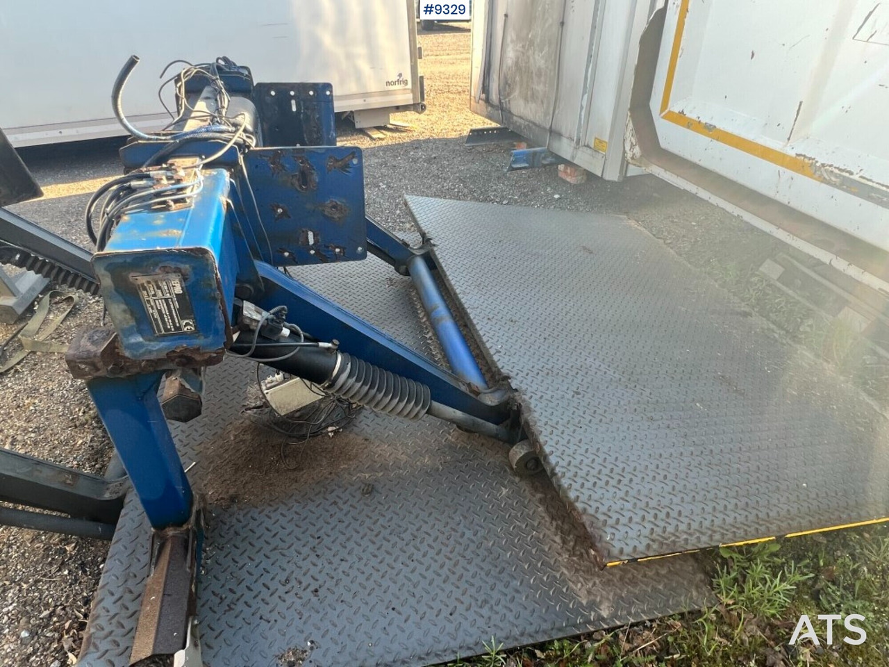 Tail lift - Zepro- ZHD2000-175MA - Tail lift: picture 3 Tail lift - Zepro- ZHD2000-175MA - Tail lift: picture 3