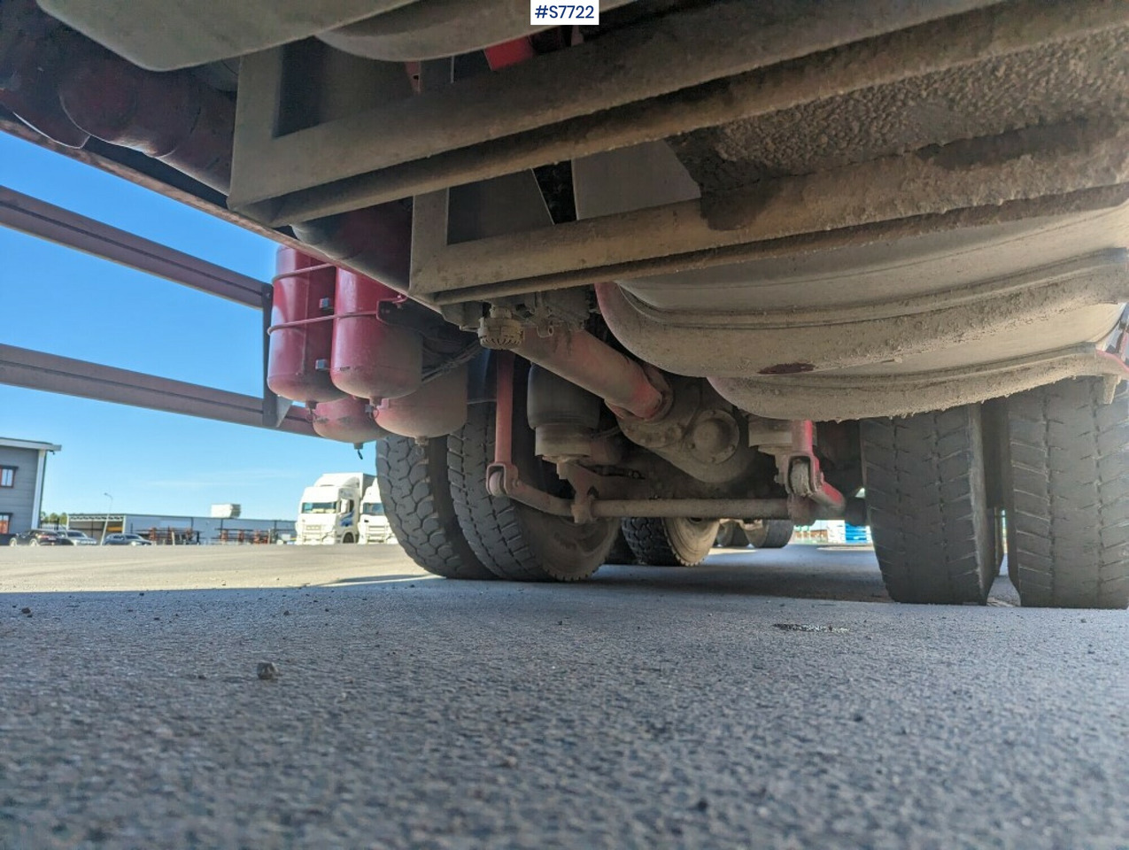 Tipper Truck DAF FAT XF530Z - Tipper: picture 4 Tipper Truck DAF FAT XF530Z - Tipper: picture 4