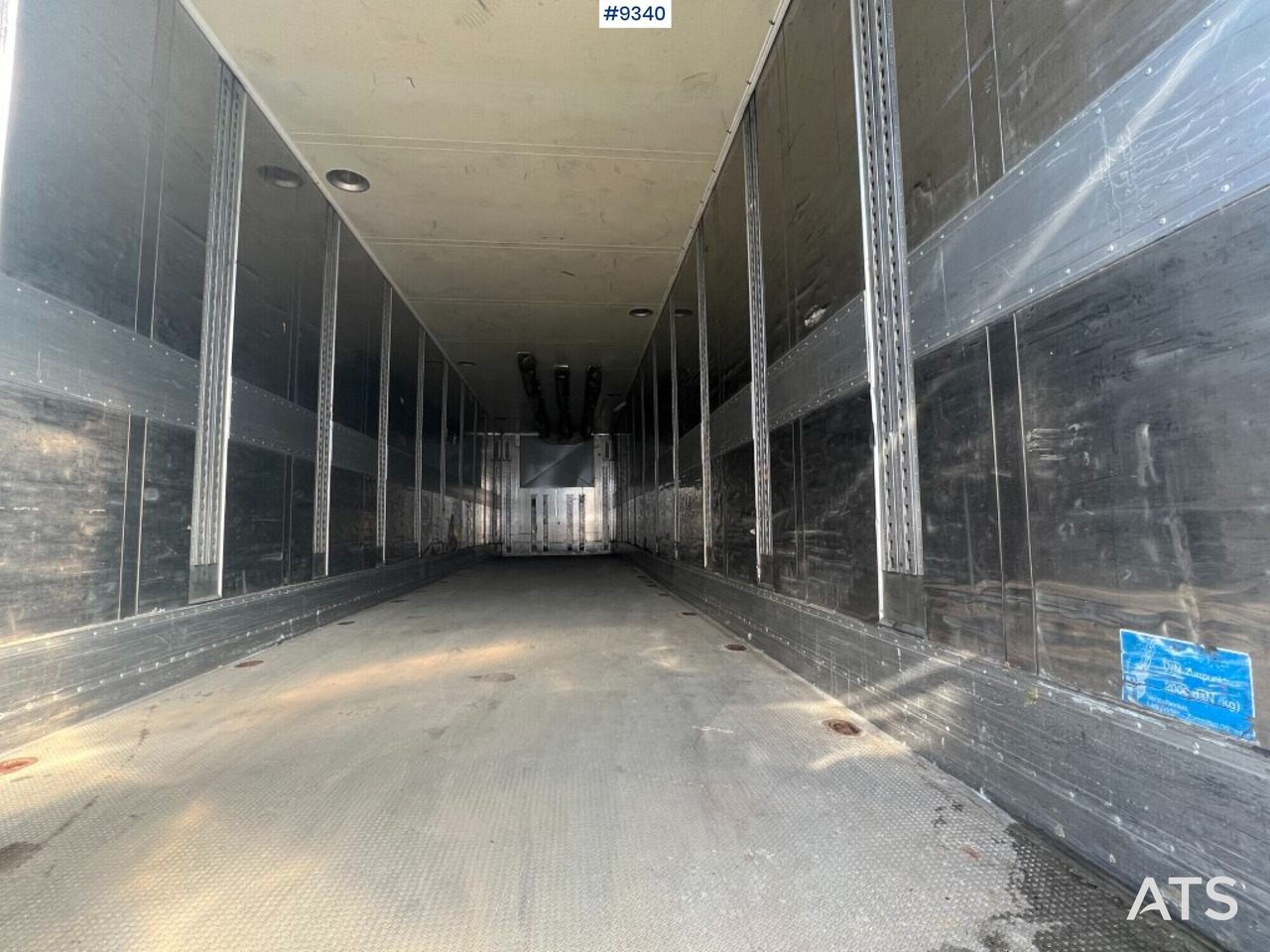 Trailer - SCHMITZ SKO 24 - Closed box semi-trailer: picture 5 Trailer - SCHMITZ SKO 24 - Closed box semi-trailer: picture 5