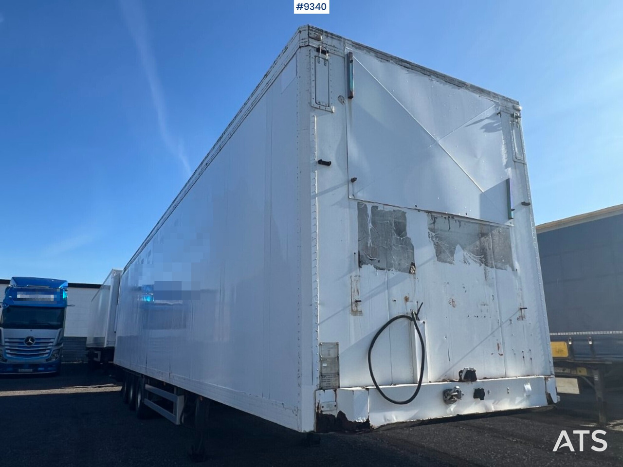 Trailer - SCHMITZ SKO 24 - Closed box semi-trailer: picture 4 Trailer - SCHMITZ SKO 24 - Closed box semi-trailer: picture 4