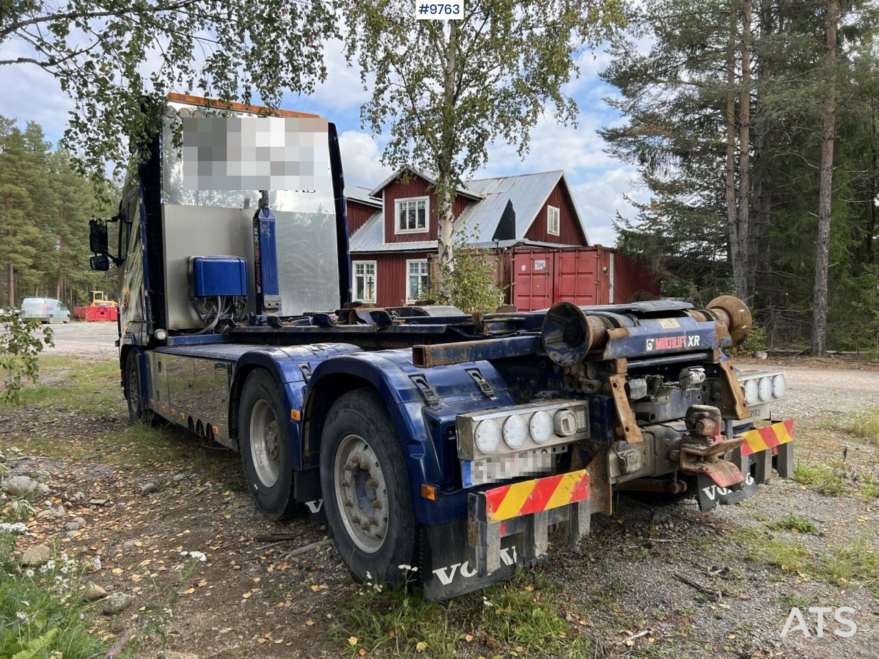 Hook lift truck VOLVO FH16-660 6*2 LAXO-Bracket with load changer, woodchip box, and flatbed: picture 11
