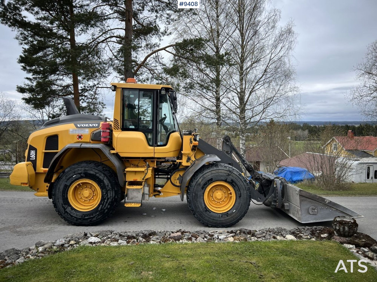 VOLVO L60 H with bucket (VIDEO) - Wheel loader: picture 3 VOLVO L60 H with bucket (VIDEO) - Wheel loader: picture 3