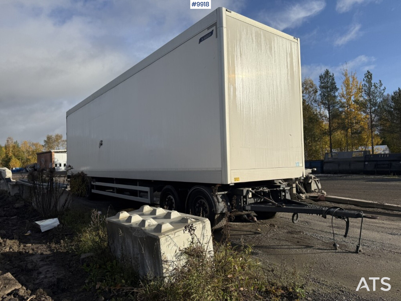 Box truck Volvo FH500 with Narko trailer: picture 10 Box truck Volvo FH500 with Narko trailer: picture 10