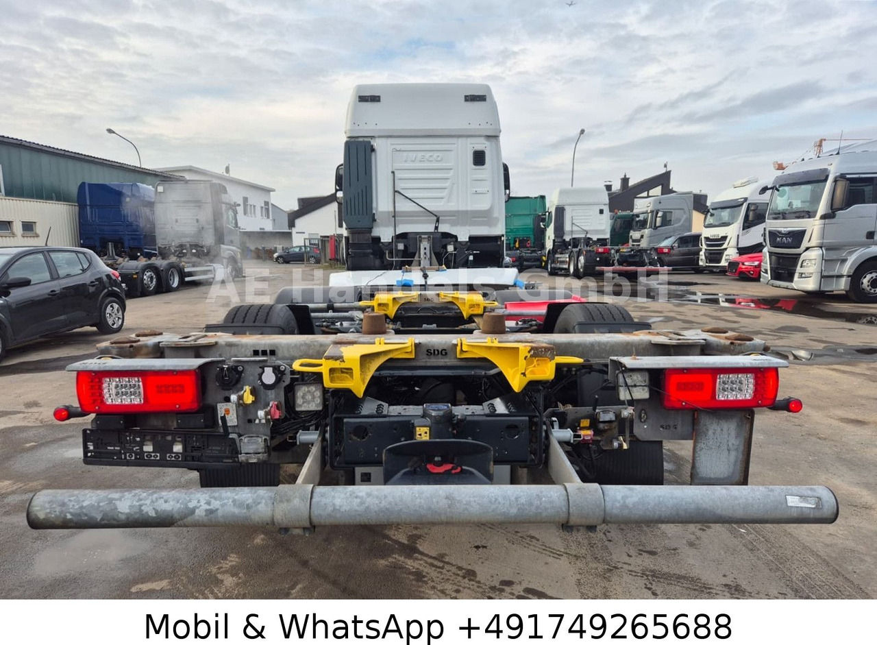 Iveco S-Way 460 AS BDF LNG *Retarder/Lenk+Lift/Multi - Container transporter/ Swap body truck: picture 4 Iveco S-Way 460 AS BDF LNG *Retarder/Lenk+Lift/Multi - Container transporter/ Swap body truck: picture 4