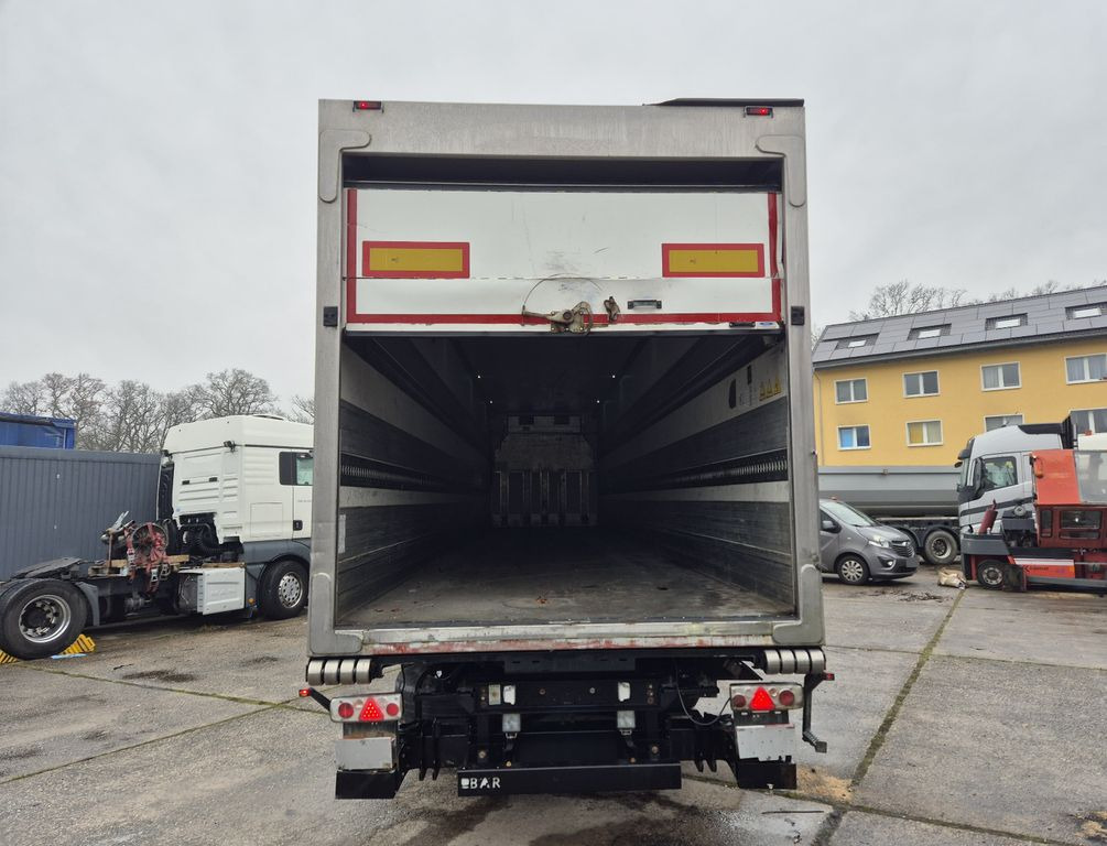 Krone SZ Carrier Vector 1950 *+-30°*Rolltor/Smartboard - Refrigerated semi-trailer: picture 3 Krone SZ Carrier Vector 1950 *+-30°*Rolltor/Smartboard - Refrigerated semi-trailer: picture 3