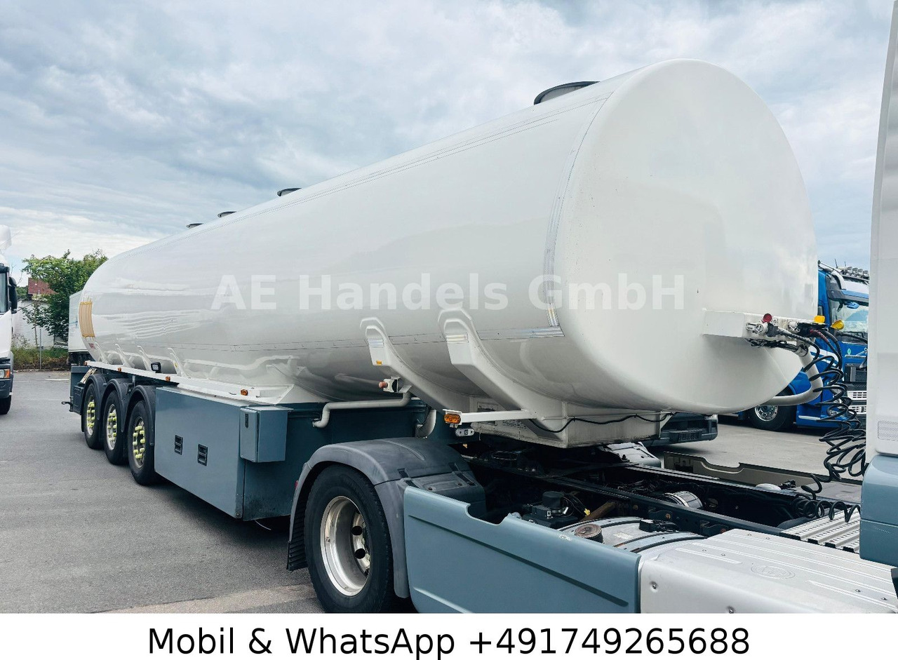 ROHR TAL-A-ZE 44,0 *44m³/ADR/4xKammer/4xDomdeckel - Tanker semi-trailer: picture 1 ROHR TAL-A-ZE 44,0 *44m³/ADR/4xKammer/4xDomdeckel - Tanker semi-trailer: picture 1