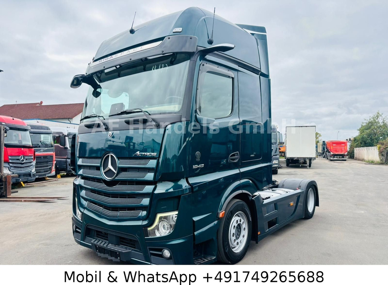 Mercedes-Benz Actros V 1843 L LL LowDeck *Retarder/ACC/2xTank - Tractor unit: picture 1 Mercedes-Benz Actros V 1843 L LL LowDeck *Retarder/ACC/2xTank - Tractor unit: picture 1