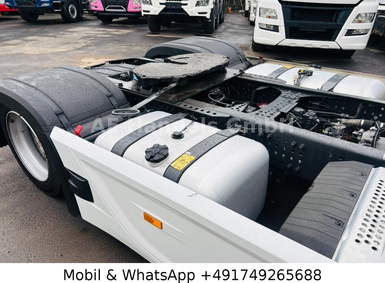 Tractor unit Mercedes-Benz Actros V 1853 SoloStar LL Low*Retarder/ACC/2Tank: picture 10