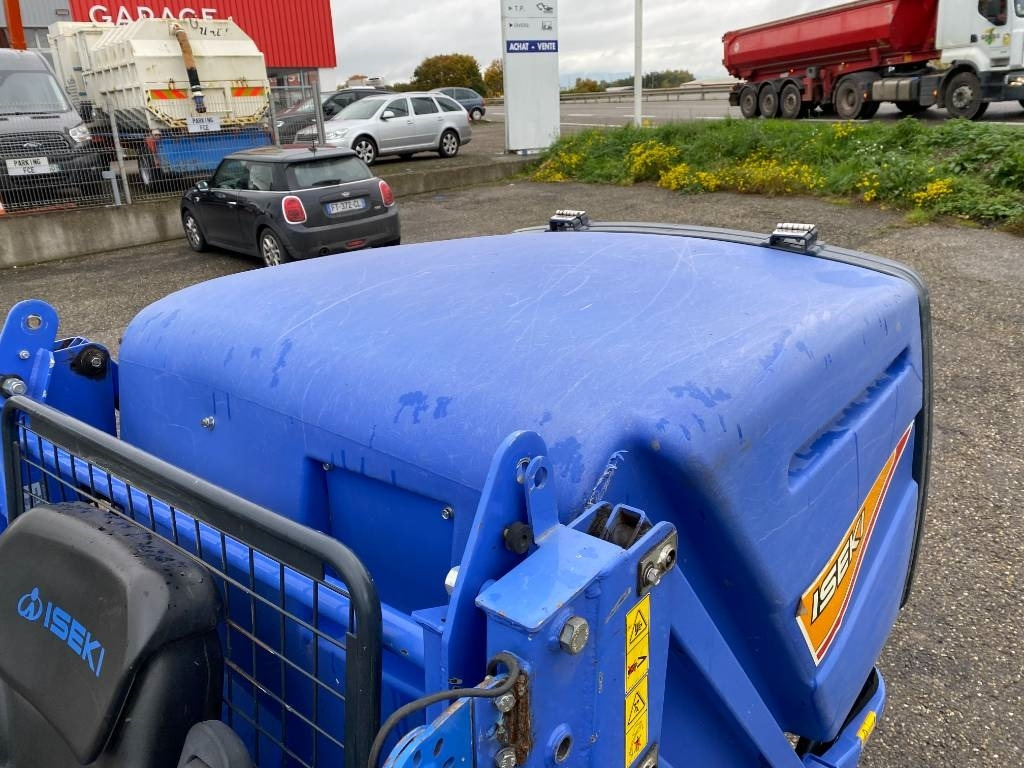 Lawn mower Iseki SF 235F 1er Main endommagée: picture 33 Lawn mower Iseki SF 235F 1er Main endommagée: picture 33