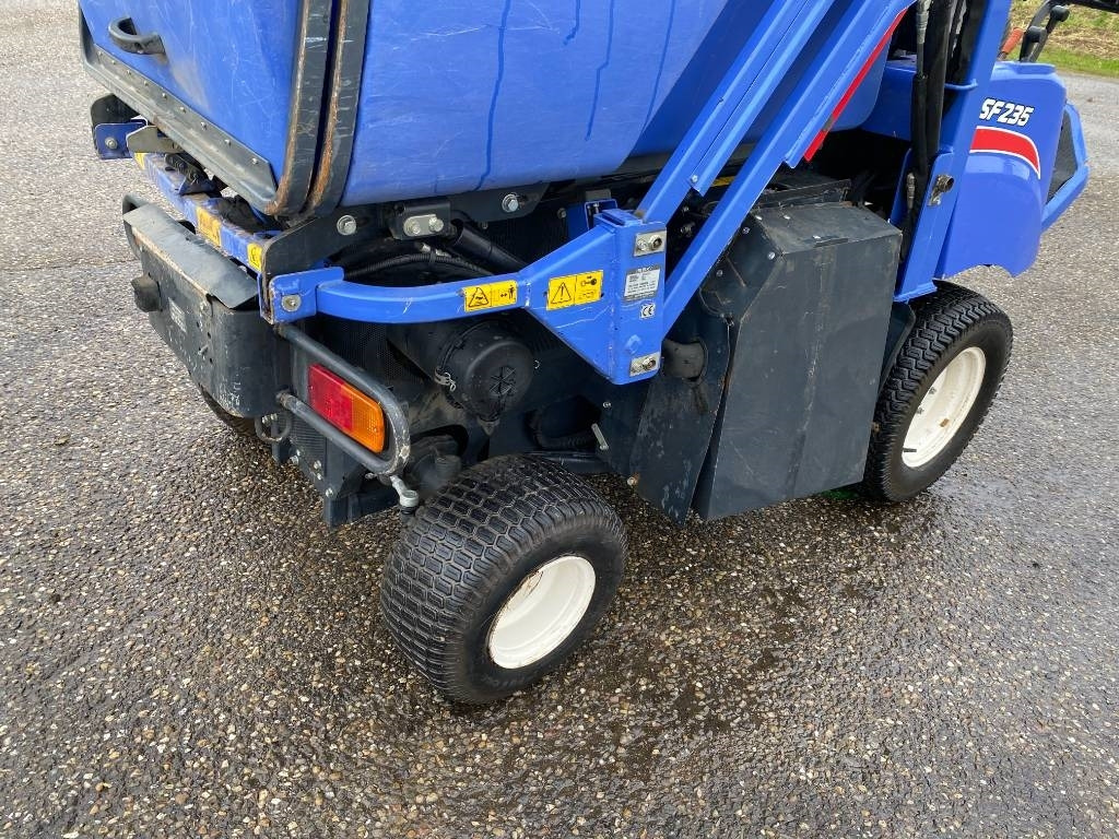 Lawn mower Iseki SF 235F 1er Main endommagée: picture 40 Lawn mower Iseki SF 235F 1er Main endommagée: picture 40