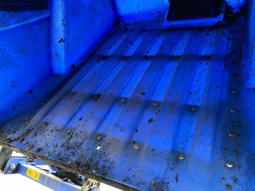 Lawn mower Iseki SF 235F 1er Main endommagée: picture 23 Lawn mower Iseki SF 235F 1er Main endommagée: picture 23