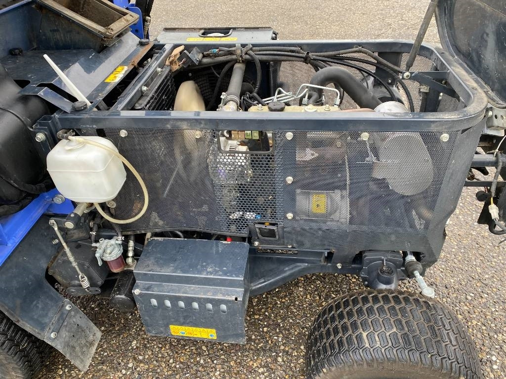 Lawn mower Iseki SF 235F 1er Main endommagée: picture 19 Lawn mower Iseki SF 235F 1er Main endommagée: picture 19