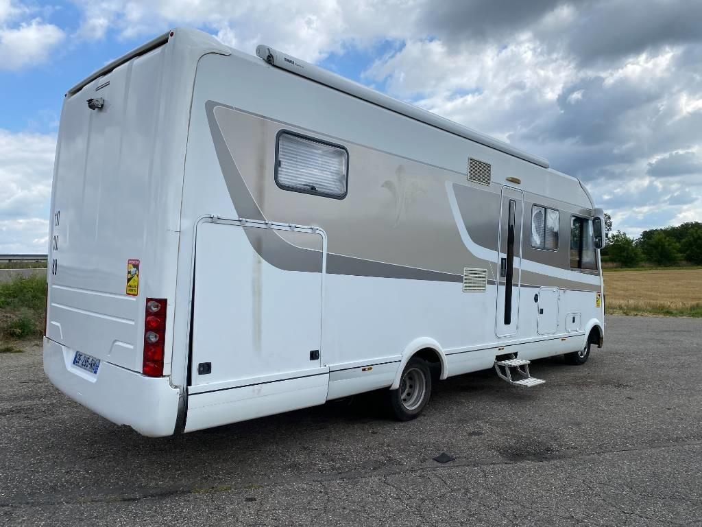 Iveco Niesmann+Bischoff FLAIR 800i CEBW - Integrated motorhome: picture 4 Iveco Niesmann+Bischoff FLAIR 800i CEBW - Integrated motorhome: picture 4