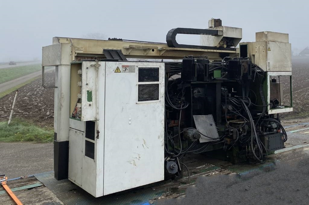 Mazak / Yamazaki FLEX-GL 200N-MLTPLX 630 1er Main - Metal lathe: picture 4 Mazak / Yamazaki FLEX-GL 200N-MLTPLX 630 1er Main - Metal lathe: picture 4