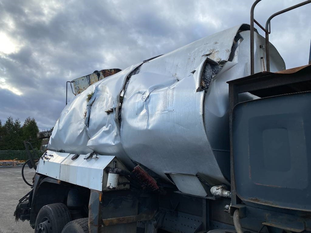 Bitumen sprayer Mercedes-Benz ACTROS Mp2 2536/6x2 BVM -ACMAR CRAON Z12341: picture 45 Bitumen sprayer Mercedes-Benz ACTROS Mp2 2536/6x2 BVM -ACMAR CRAON Z12341: picture 45