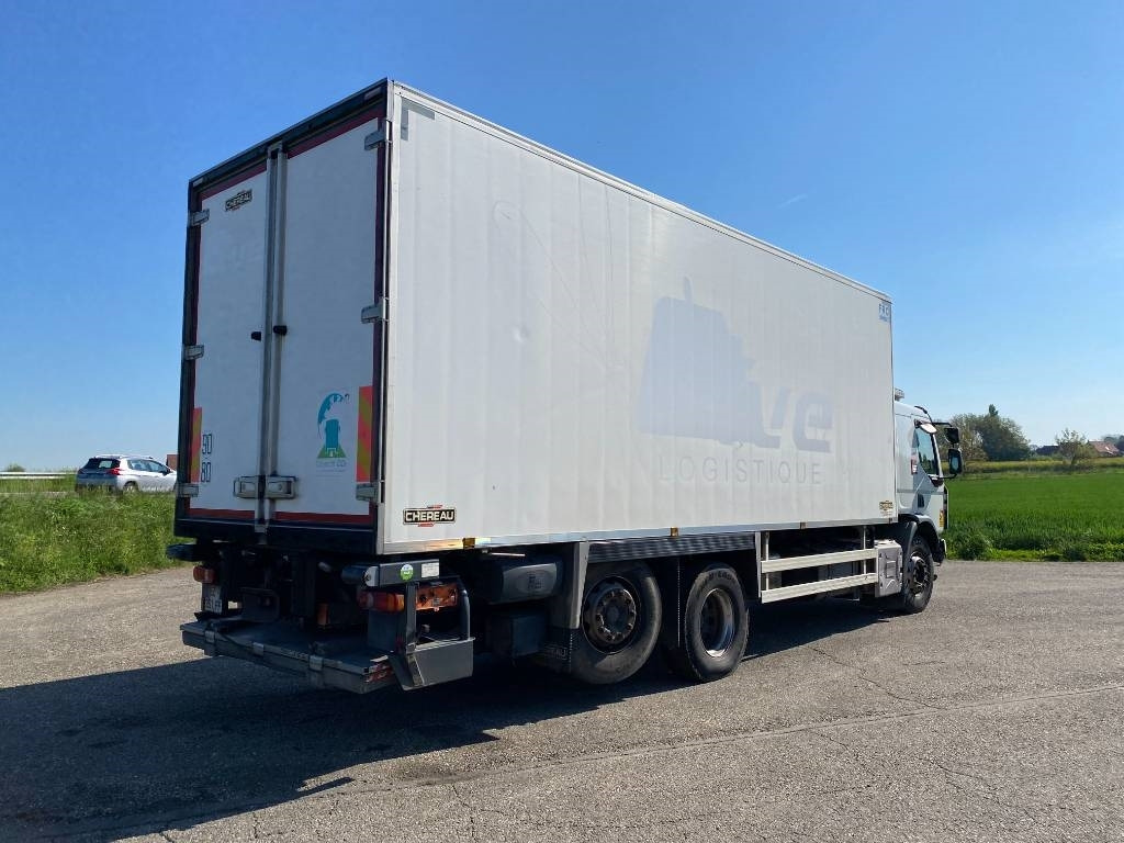 Renault D-430 WIDE CHEREAU INOGAM/LEVIAND 120 endommagé - Refrigerated truck: picture 4 Renault D-430 WIDE CHEREAU INOGAM/LEVIAND 120 endommagé - Refrigerated truck: picture 4