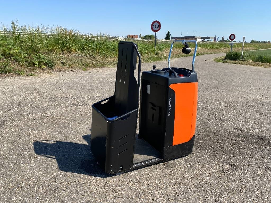 Toyota BT/MOVIT TSE 150-708 1er MAIN endommagé - Tow tractor: picture 4 Toyota BT/MOVIT TSE 150-708 1er MAIN endommagé - Tow tractor: picture 4