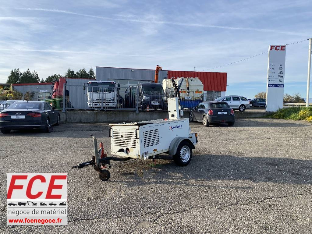 X CALIBRE T4P 1er Main endommagée - Drilling rig: picture 1 X CALIBRE T4P 1er Main endommagée - Drilling rig: picture 1