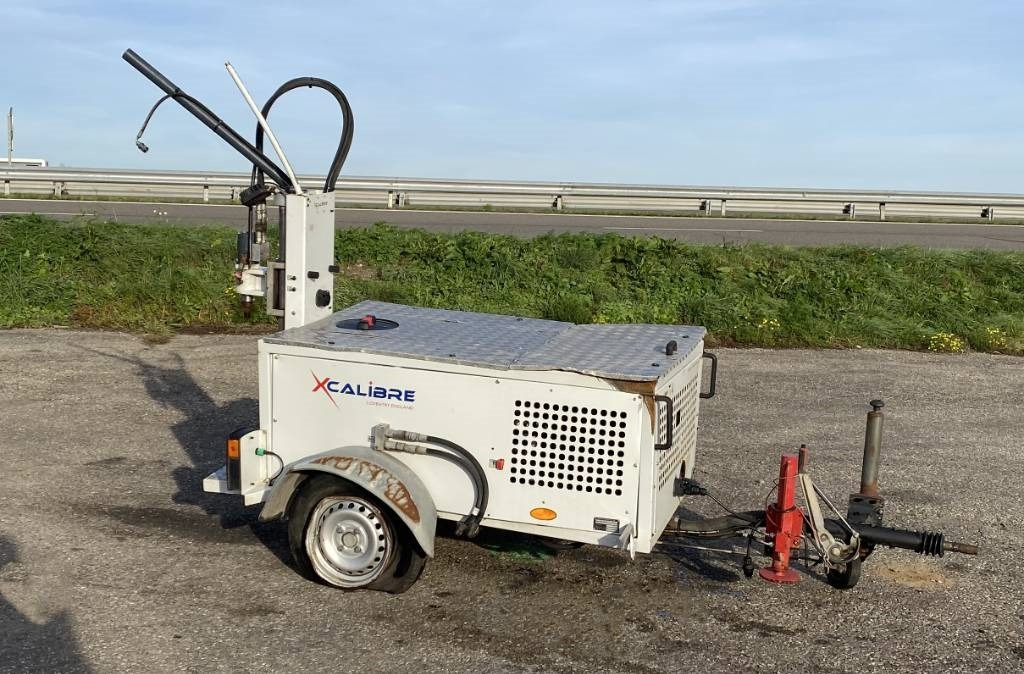 X CALIBRE T4P 1er Main endommagée - Drilling rig: picture 3 X CALIBRE T4P 1er Main endommagée - Drilling rig: picture 3