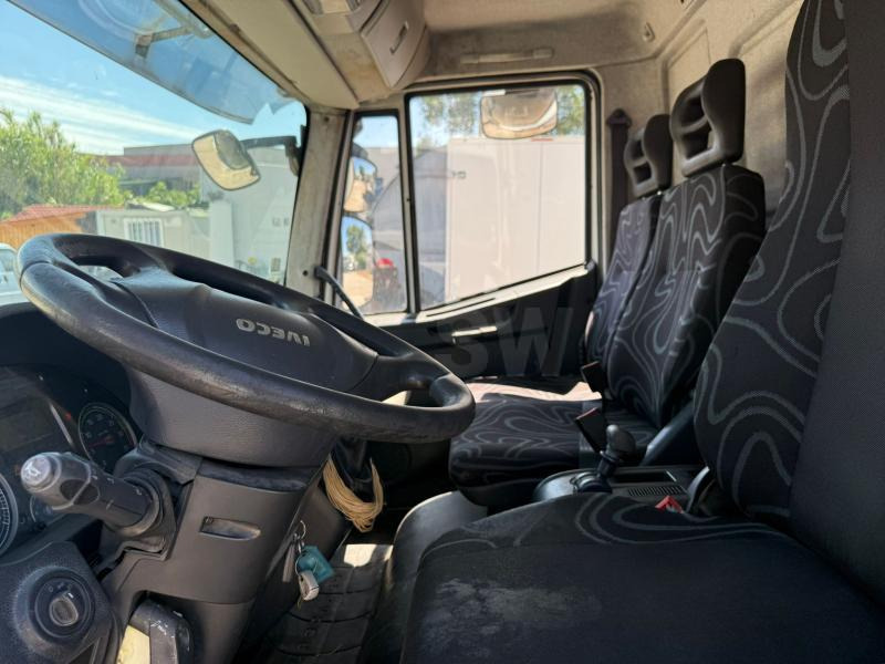 Iveco 120E22 CAISSE FRIGO HAYON - Refrigerated truck: picture 4 Iveco 120E22 CAISSE FRIGO HAYON - Refrigerated truck: picture 4