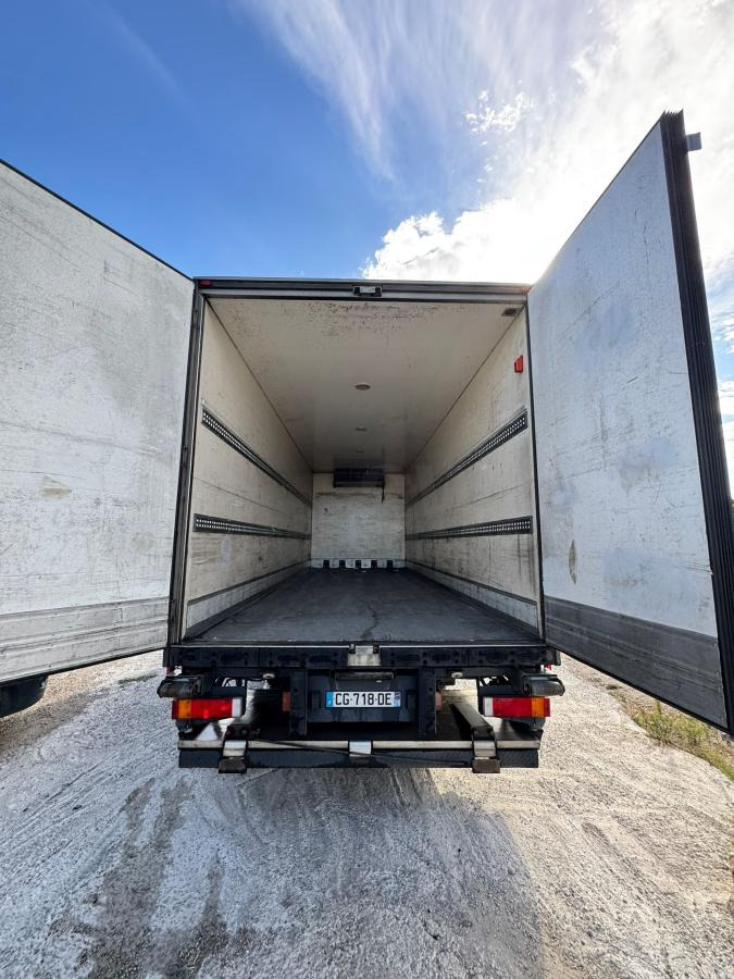 Iveco Stralis 360 - Refrigerated truck: picture 5 Iveco Stralis 360 - Refrigerated truck: picture 5
