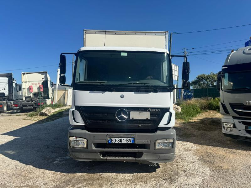 Mercedes Axor 1828 - Box truck: picture 2 Mercedes Axor 1828 - Box truck: picture 2